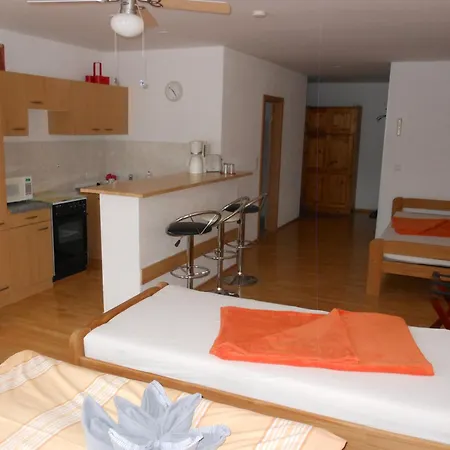 Am Werder 3* Bernburg