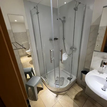 Am Werder Guest house Bernburg
